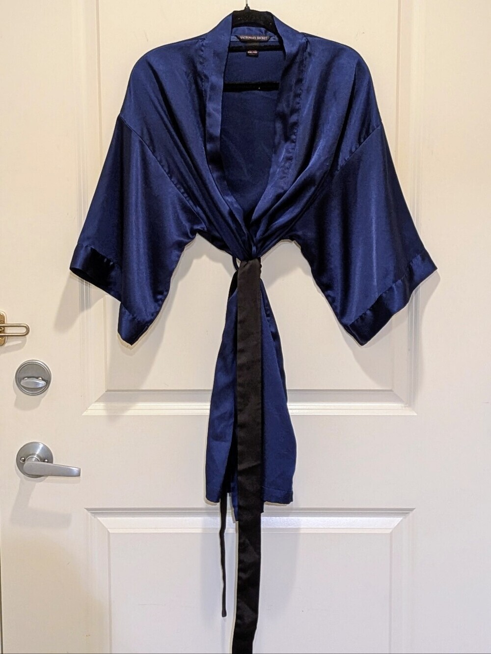 GUC Victoria's Secret S/M 2013 Navy Blue Silky Kimono Robe with Black Belt